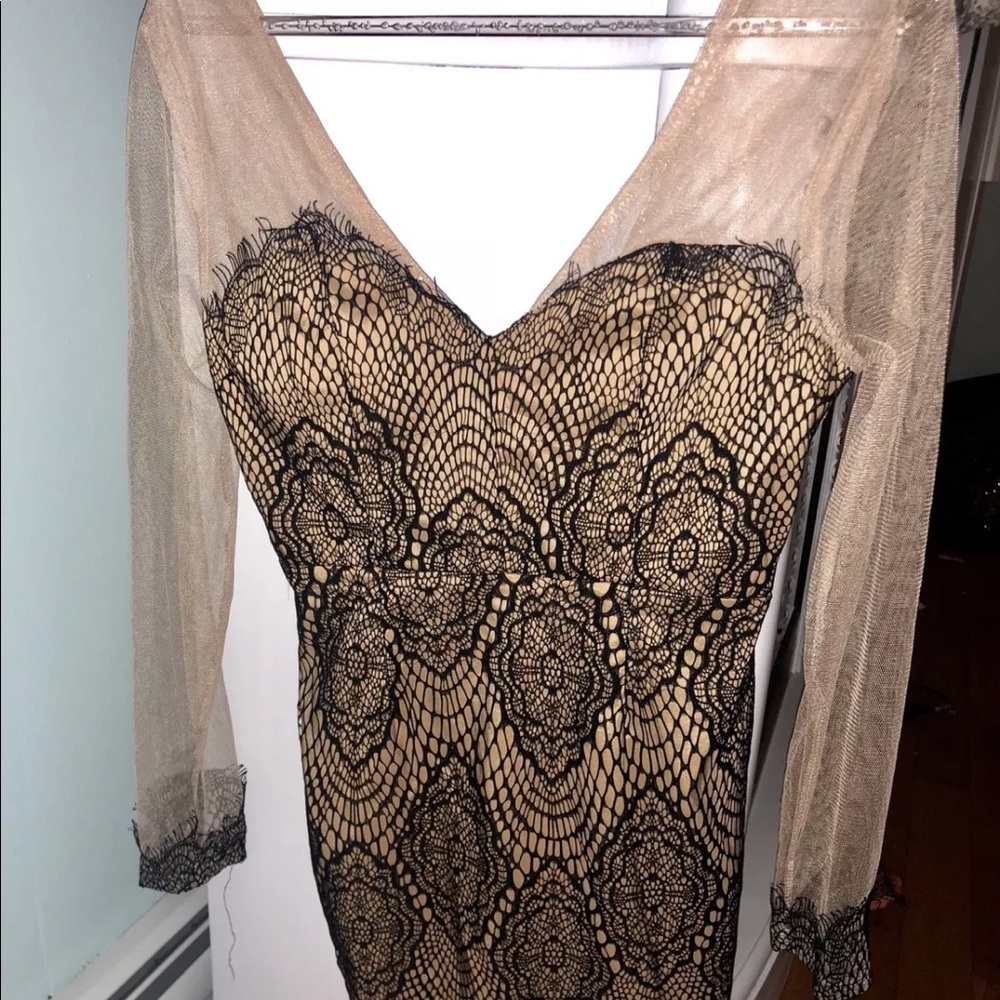 L’atiste dress Small for love lemons lookalike